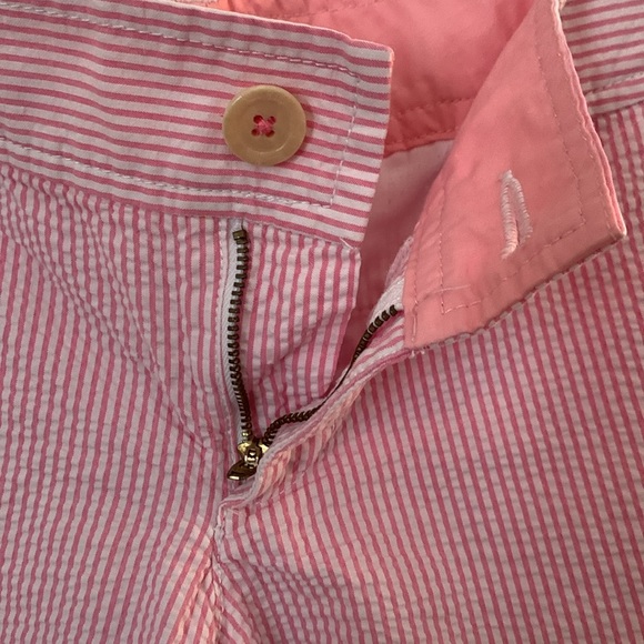 Women’s Lilly Pulitzer Pink & White Striped Seersucker Scalloped Shorts Sz. 6 - Picture 3 of 9